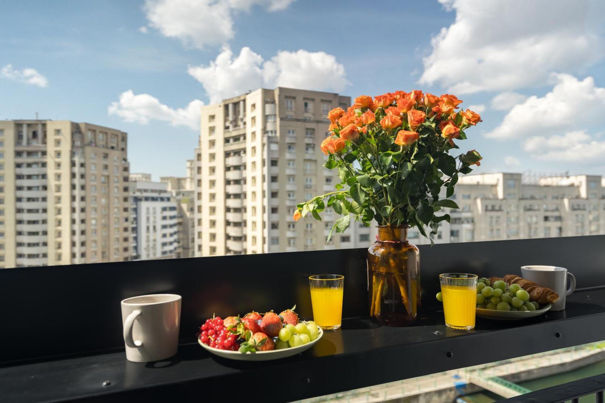 River View Studio Bucarest Esterno foto
